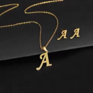 Chaîne En Acier Inoxydable Pendentif Lettre A Couleur Dorée